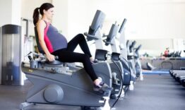 Pregnancy - back pain - healthsansar.com